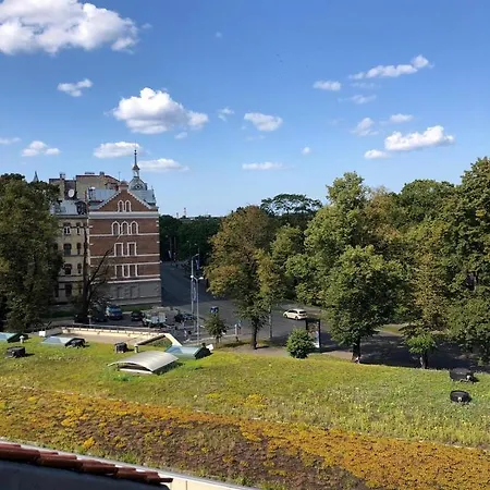2 Level In Old Town Apartman