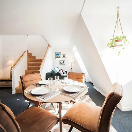 2 Level In Old Town *